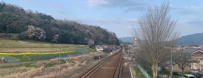 Sanagu Station is one of 🚄 新幹線.