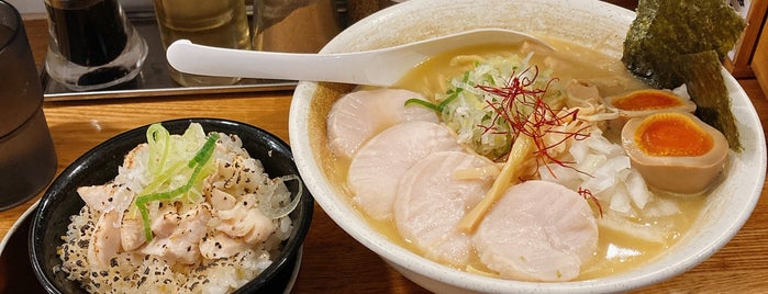 麺匠ようすけ 鶏煮亭 is one of 食べたいラーメン（神奈川）.