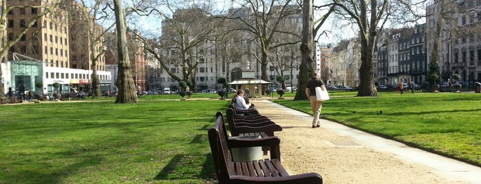 Berkeley Square is one of London.