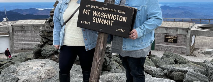 Mount Washington Observatory is one of Places to See.