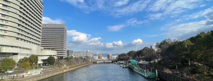 大阪城新橋 is one of Sanpo in Osaka.