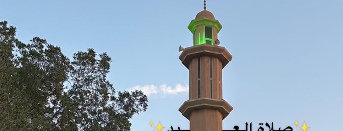 Al Dabal Mosque is one of สถานที่ที่ yazeed ถูกใจ.
