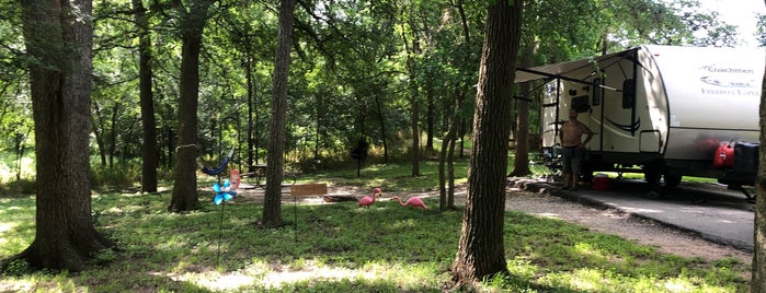 Palmetto State Park Camping Area is one of Lugares favoritos de Linda.