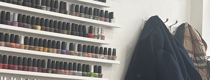 Top Nail Bar is one of London.