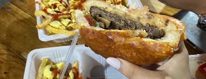 Bon Burger | بن برگر is one of تهران ..رستوران.