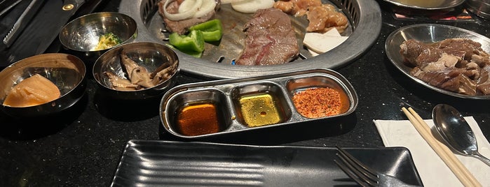 Ijji 4 Korean Bar-B-Que is one of Places That I've Been To.