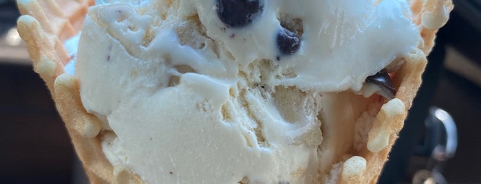 Baskin-Robbins is one of The 15 Best Places for Peanuts in Dallas.