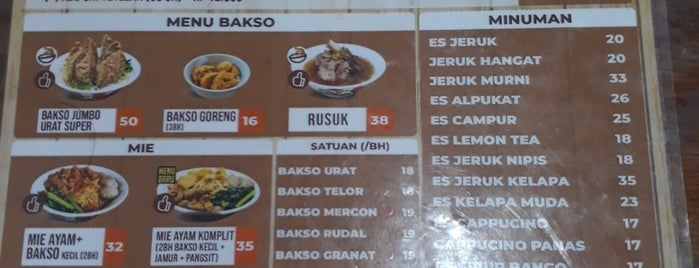 Bakso Rusuk Samanhudi is one of Jakarta Restaurant.