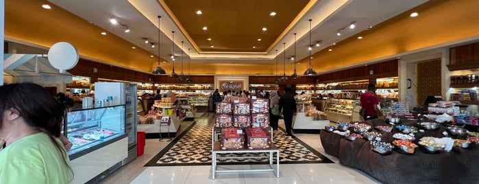 Kartika Sari is one of Souvenir & Shoping Center.
