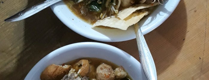 Bakso Gunung Kidul Taichan Bu Iwan is one of Iyan 님이 좋아한 장소.