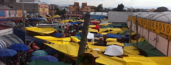 Mercado de la Merced is one of Lugares favoritos de Julio.