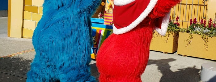 Sesame Street Fun World is one of Universal Studios Japan.