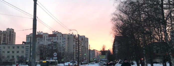 Звёздная улица is one of Пара строк.