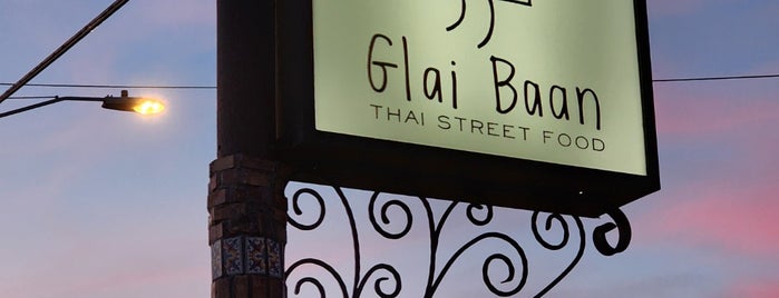 Glai Baan is one of Lieux sauvegardés par Lauren.