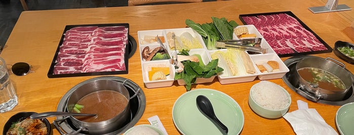 Mumu Hot Pot is one of To Try.