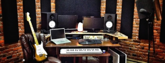 Freq Wave Studios is one of Favorite places.