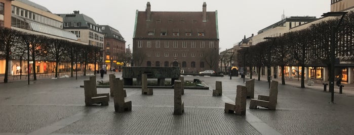 Stora Torget is one of Christianさんのお気に入りスポット.