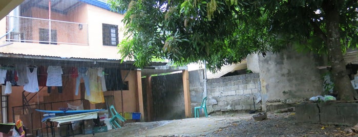 Bahay ni Nelson is one of Lugares favoritos de Christian.