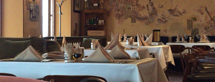 Veranda Restaurant is one of p.