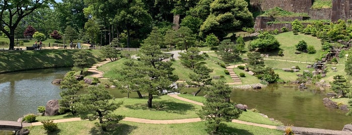 Gyokusen-inmaru Garden is one of Kanazawa todo.