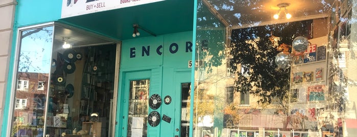 Encore books and records is one of MTL vinil.