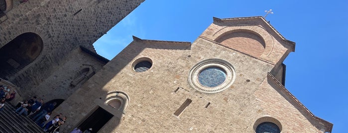 San Gimignano is one of Toscana.