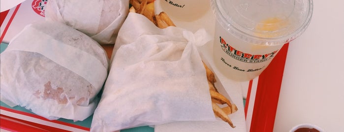 P. Terry's Burger Stand is one of Jackie’s Liked Places.