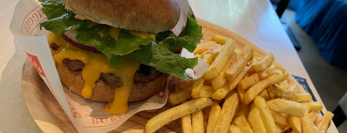 Teddy's Bigger Burgers is one of Burger Joints at East Japan1.
