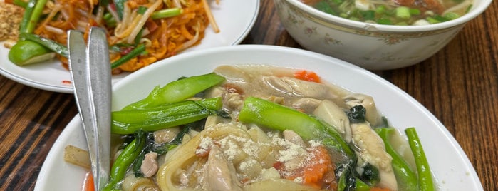 Sawaddee Thailand is one of The 9 Best Places for Tom Yum Soup in Hong Kong.