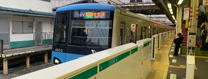 Platforms 3-4 is one of Japan-2.