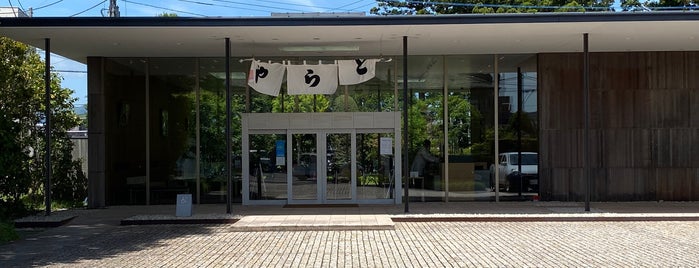 虎屋菓寮 御殿場店 is one of Japan.