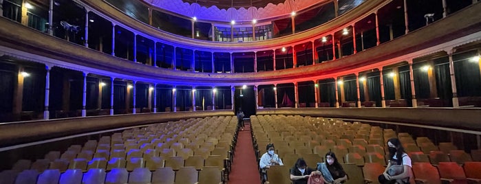 Teatro Municipal de Xela is one of Lugares por Visitar.