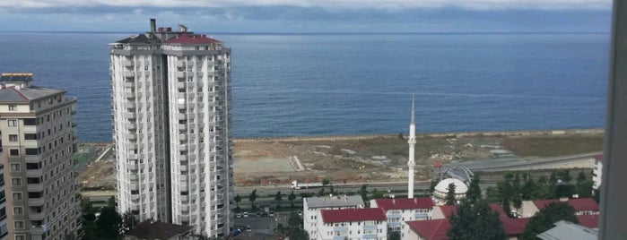 Muğla Petek Hotel is one of Fena Değil Dediklerim.