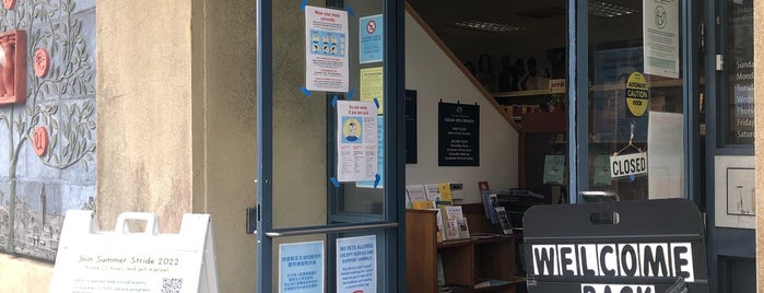 Ocean View Branch Library is one of San Francisco Public Libraries.