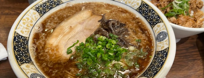 麺’s room 神虎 南森町店 is one of ラーメン.