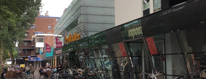 Winkelcentrum De Vlinder is one of Hunebedden van Nederland.