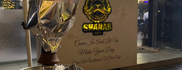 Shnab Cafe is one of Lugares favoritos de Waleed.