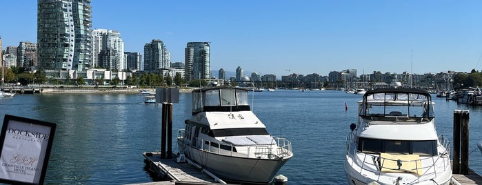 Dockside Restaurant is one of Vancouver.