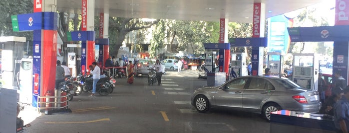 Autolines Petrol Pump is one of สถานที่ที่บันทึกไว้ของ Abhijeet.