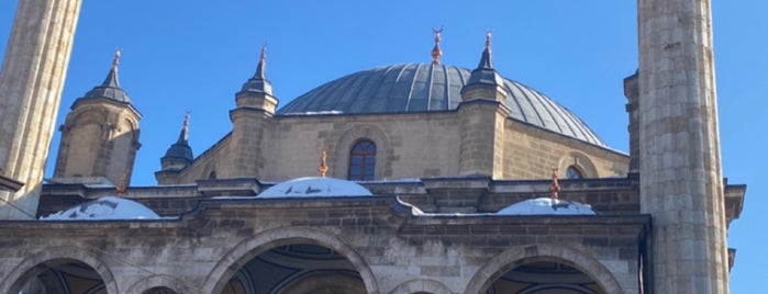 Mevlana Çarşısı is one of .'ın Beğendiği Mekanlar.