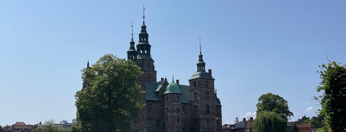 Rosenborg Castle is one of Копенгаген.