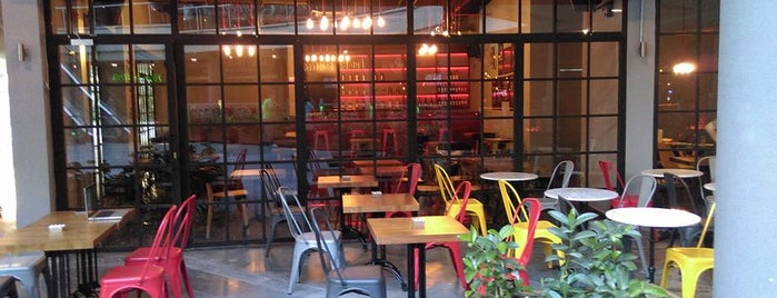 Fil Bar Bistro Beylikdüzü is one of Beylikdüzü.