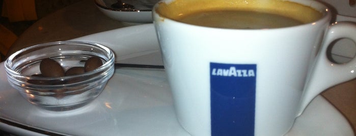 Altınbaşak Unlu Mamüller & Cafe is one of Tekirdağ.