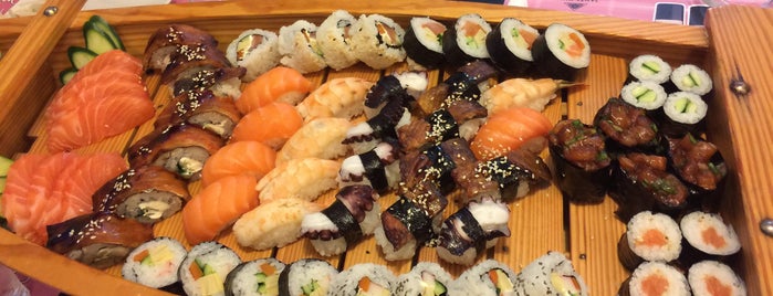 Delicias Japonesas II is one of tour gastronómico rubiko 2015.