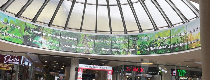 Centro Comercial Salitre Plaza is one of BOGOTÁ.