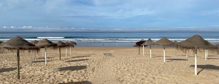 Casa da Praia is one of Aqui Há Frescas — Centro/Sul.