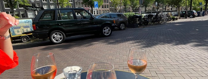 Libertine Petit Cafe is one of amsteldam.