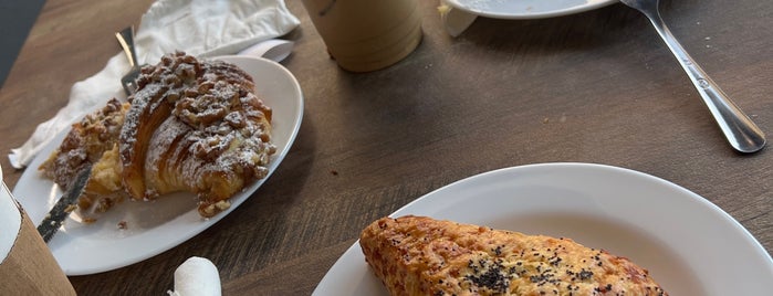 Alon’s Bakery & Market is one of Chester’s Liked Places.