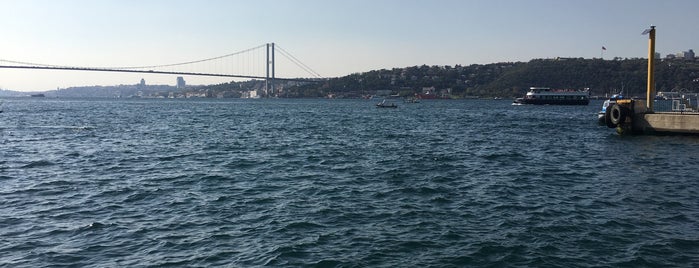 İnci Bosphorus is one of Orte, die Ahmet gefallen.