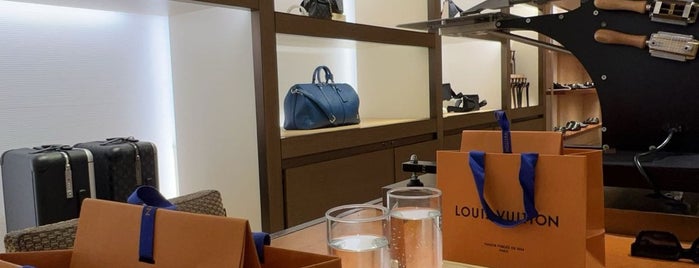 Louis Vuitton is one of Doha 🇶🇦.